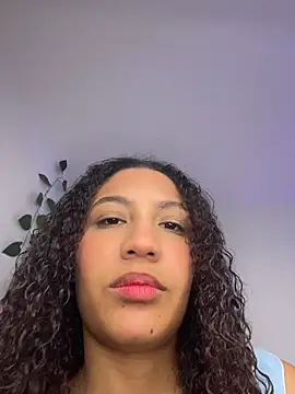 Daphnne Curly online show from July 12, 8:31 pm