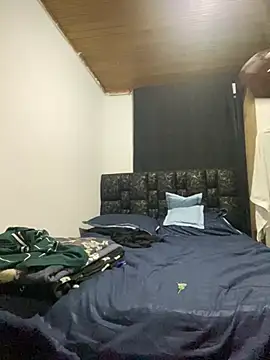 Andrew2428 online show from April 20, 12:13 am