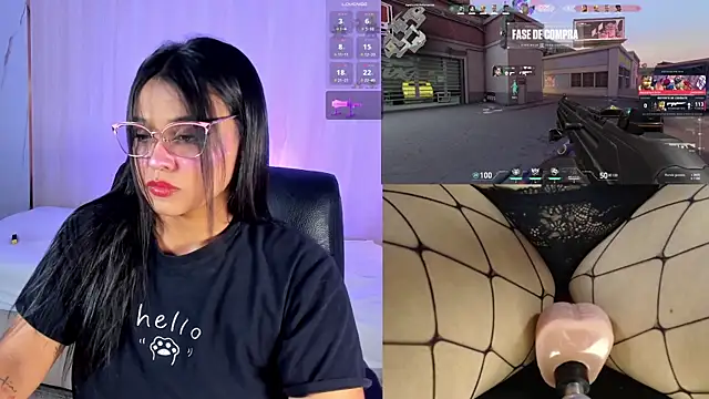 Snapshot of LuciaReid chatting on July 9, 2:27 pm LuciaReid online show from July 9, 2:27 pm