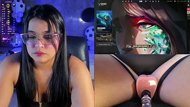 Snapshot of LuciaReid chatting on June 27, 2:56 pm LuciaReid online show from June 27, 2:56 pm