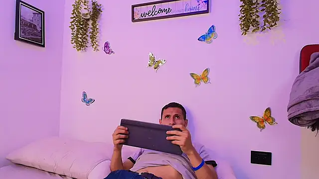 passion senxual online show from May 8, 8:45 pm
