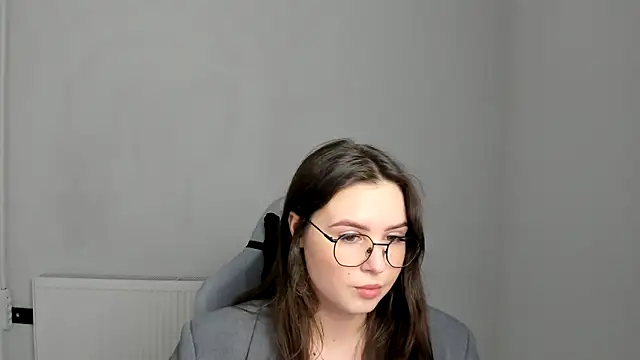 Regina cute  online show from May 13, 11:17 am