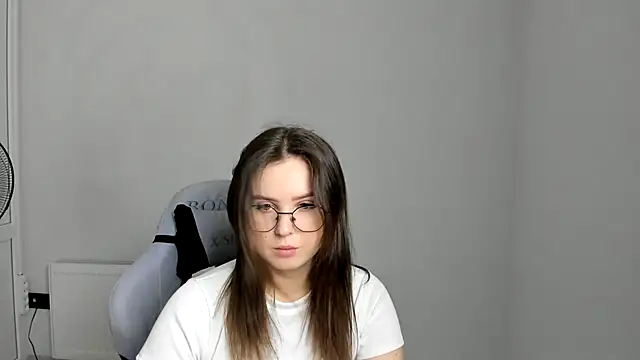 Regina cute  online show from May 23, 6:34 am