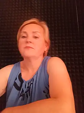 Snapshot of Svetlysvet chatting on June 27, 3:18 pm Svetlysvet online show from June 27, 3:18 pm