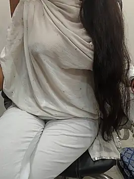 SEEMA 333 online show from April 18, 7:07 pm