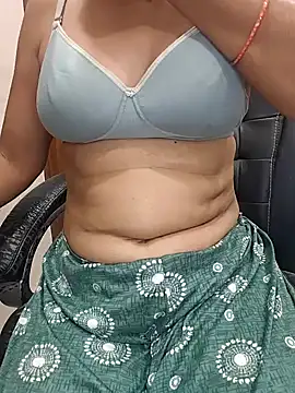 Snapshot of SEEMA_333 chatting on April 19, 4:41 pm SEEMA 333 online show from April 19, 4:41 pm