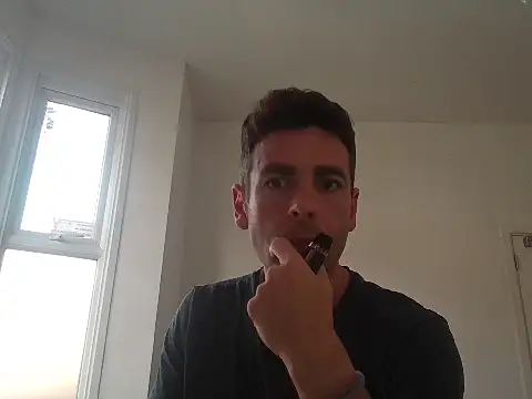 Snapshot of frenchbdmaninlondon chatting on July 14, 1:17 pm frenchbdmaninlondon online show from July 14, 1:17 pm