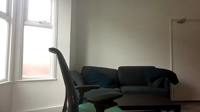 frenchbdmaninlondon online show from May 3, 12:09 pm