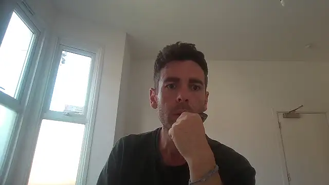 Snapshot of frenchbdmaninlondon chatting on July 8, 1:23 pm frenchbdmaninlondon online show from July 8, 1:23 pm