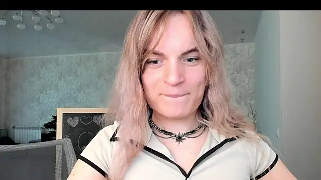 milliKira006 online show from April 26, 1:08 pm