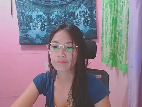 Sweetsexylady19 online show from May 23, 12:59 pm
