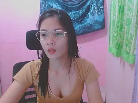 Sweetsexylady19 online show from May 8, 12:31 pm