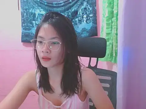 Sweetsexylady19 online show from July 17, 4:32 am