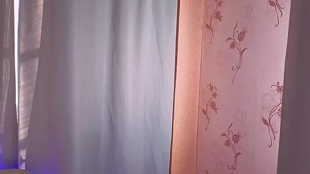 SunlitDeslre online show from May 15, 11:25 pm