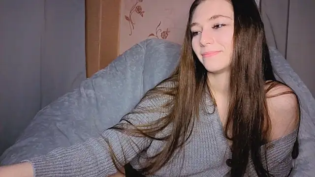 SunlitDeslre online show from April 19, 3:02 pm