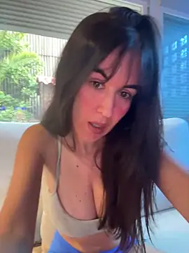 dulceflor25 online show from May 22, 6:28 pm