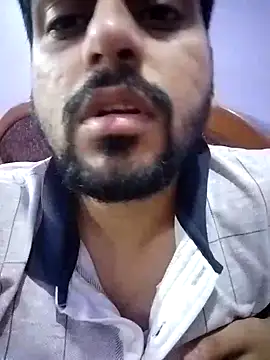 rahul02sharma05 online show from May 5, 3:59 pm
