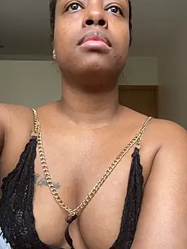 Emilie 20 online show from May 15, 11:52 am