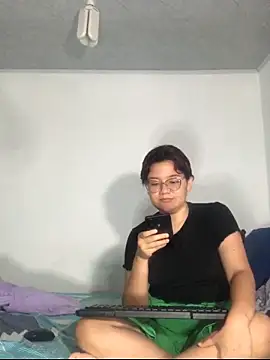 Evaa 02 online show from June 2, 11:54 am