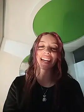 Snapshot of sadashi_moon_ofice chatting on June 1, 3:51 am sadashi moon ofice online show from June 1, 3:51 am