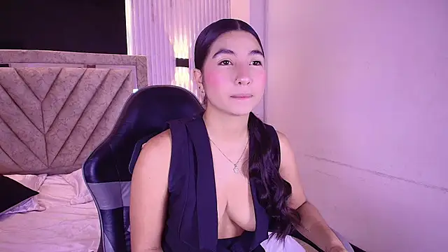 Bella martini online show from July 3, 1:17 pm