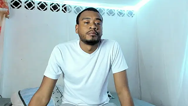 Cherry Chocolate online show from May 28, 10:48 pm