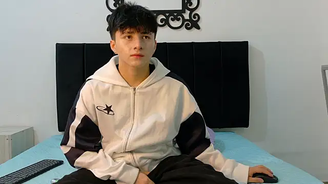 Snapshot of LunayDream chatting on June 26, 11:38 am LunayDream online show from June 26, 11:38 am