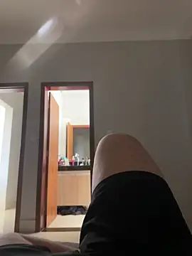 Lucasbb034 online show from April 21, 4:35 pm