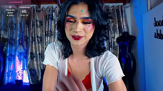 Snapshot of Hecate_doll chatting on June 28, 3:51 pm Hecate doll online show from June 28, 3:51 pm