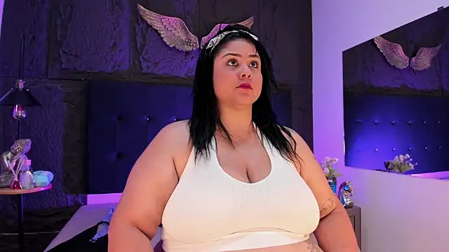 MillaGrey online show from May 7, 12:41 pm