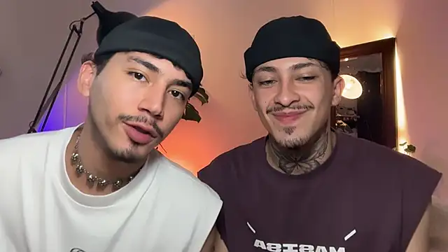 Noah and Steven online show from May 5, 3:37 pm