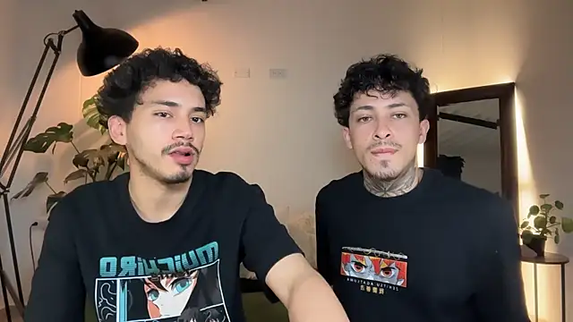 Noah and Steven online show from May 10, 10:55 pm