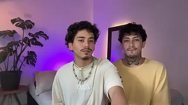 Noah and Steven online show from May 30, 2:12 pm