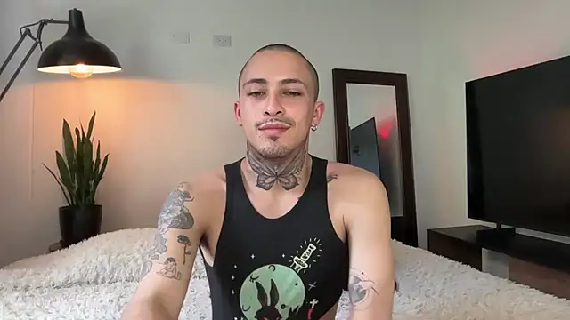 Snapshot of Noah_and_Steven chatting on July 28, 4:39 pm Noah and Steven online show from July 28, 4:39 pm