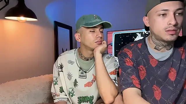 Snapshot of Noah_and_Steven chatting on July 23, 5:09 pm Noah and Steven online show from July 23, 5:09 pm