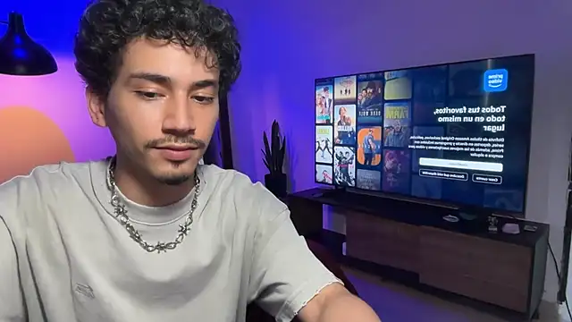 Snapshot of Noah_and_Steven chatting on July 15, 9:00 pm Noah and Steven online show from July 15, 9:00 pm