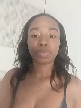 Snapshot of MiaJacksson chatting on July 16, 7:33 pm MiaJacksson online show from July 16, 7:33 pm