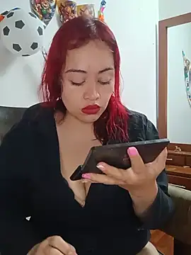Snapshot of Amaranta-Luque chatting on June 25, 4:23 pm Amaranta-Luque online show from June 25, 4:23 pm