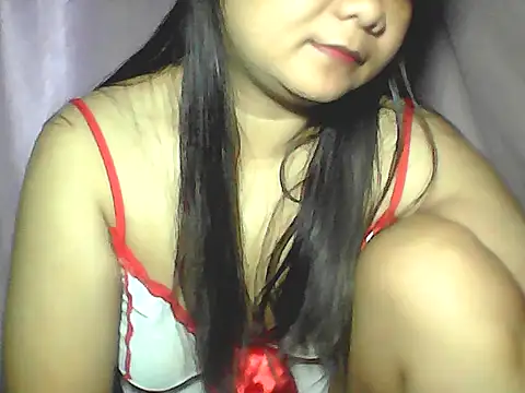 eljhenx online show from June 3, 6:45 pm