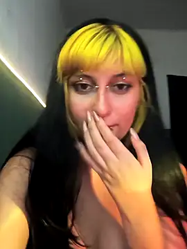 Lola bunnyboll online show from April 19, 4:57 am