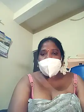 Snapshot of swetha10 chatting on July 15, 7:10 pm swetha10 online show from July 15, 7:10 pm