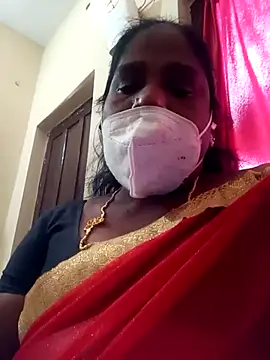 Snapshot of swetha10 chatting on July 8, 6:14 am swetha10 online show from July 8, 6:14 am