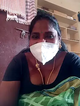Snapshot of swetha10 chatting on July 13, 9:19 am swetha10 online show from July 13, 9:19 am