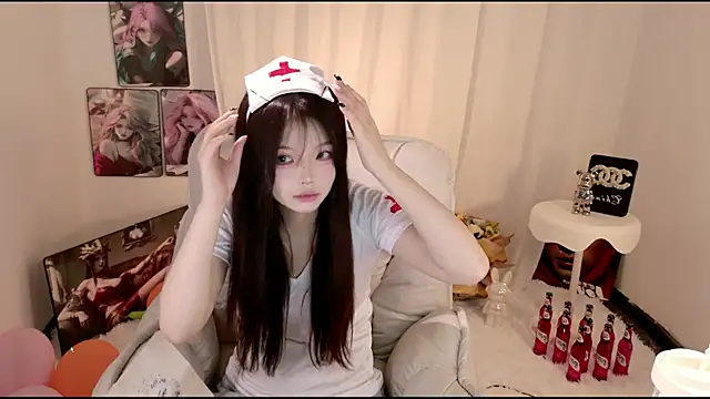 ChuYI-007 online show from May 18, 9:14 am