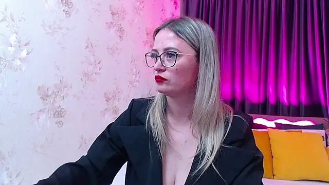 KriisKiss online show from May 1, 1:38 pm