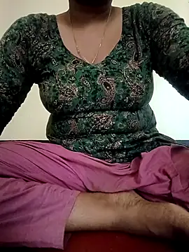 Misty-Meya online show from June 3, 5:30 am