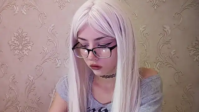 Snapshot of DelicaBrome chatting on July 18, 1:09 pm DelicaBrome online show from July 18, 1:09 pm
