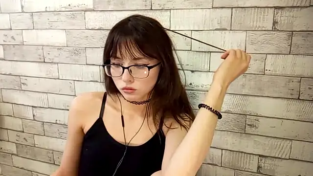 DelicaBrome online show from May 14, 11:40 am