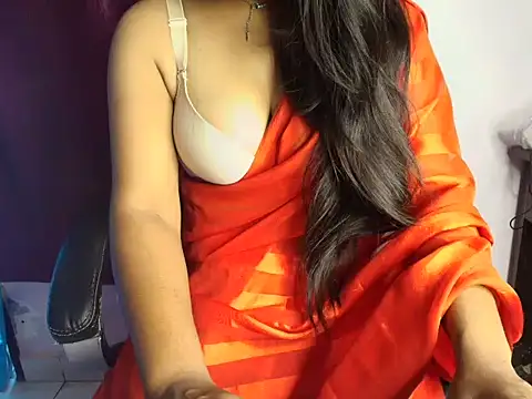 Hotty Girl147 online show from May 6, 5:11 am