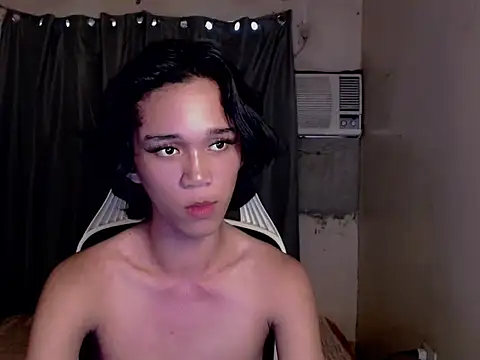 urnaughty paul online show from June 27, 6:41 am